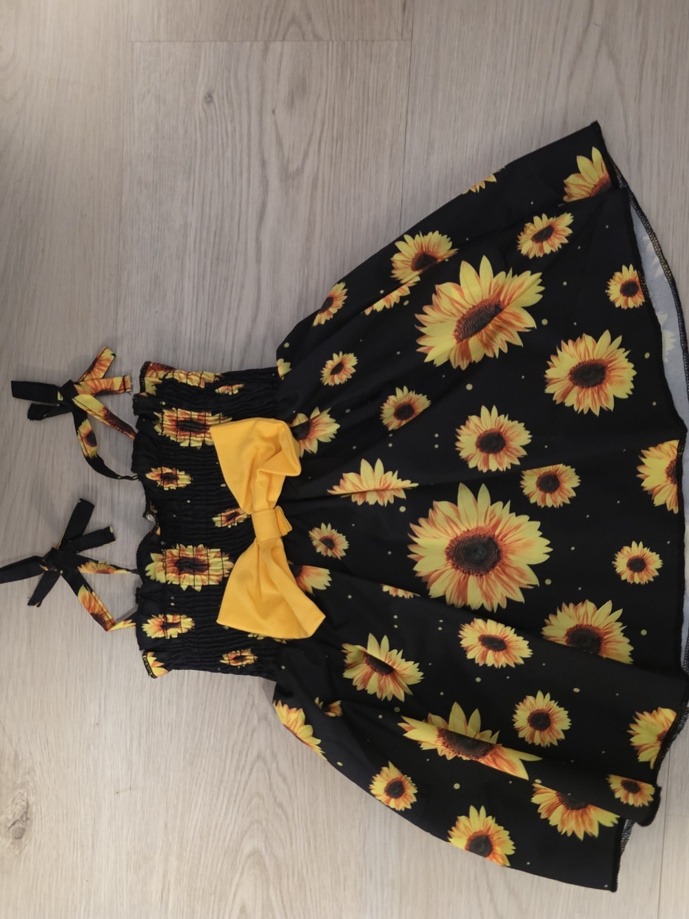 SHEIN Black Sunflower Print Dress with Yellow Bow
